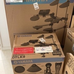ヤマハ電子ドラムDTX500とローランドモニターアンプ