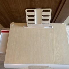 値下げしました　折りたたみ式テーブルの画像