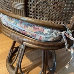 【更新】籐　回転式　椅子の画像