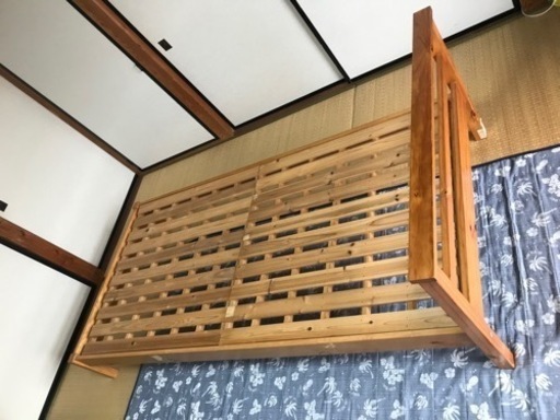 木製ベッド　シングルサイズ