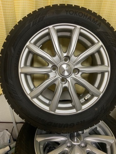 アクア　スタッドレスアルミ付き