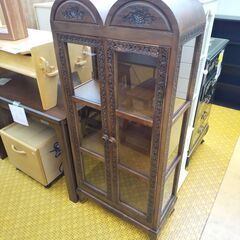 [持帰り家具3割引] 英国風アンティーク飾り棚 N22-715 高く買取るゾウ八幡西店