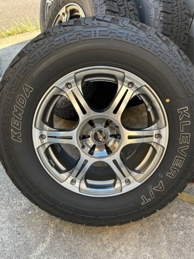 引取り限定　235/70R16 ホイールセット