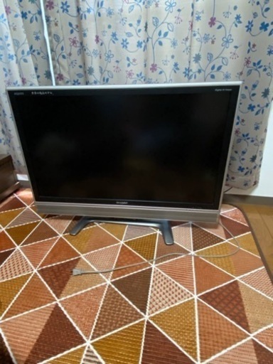 AQUOS 37型　2009年製