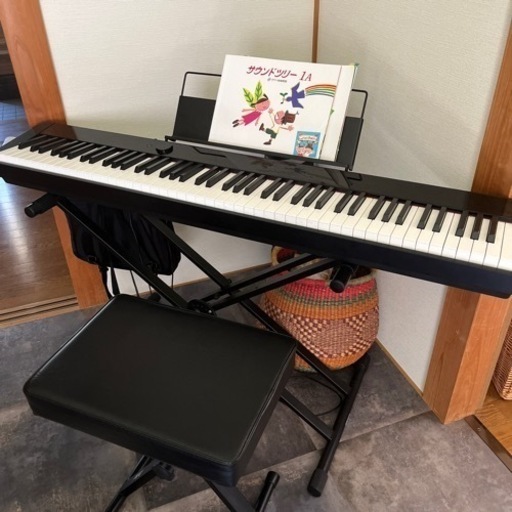 カシオ　電子ピアノ