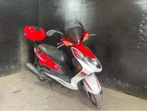 ★お支払い総額8.0万円★ 買取強化中！どんな車両も1万円～保証します！ ヤマハ シグナス125X 台湾2型シグナス！ リアボックス付き！スクリーン！通勤通学に♪