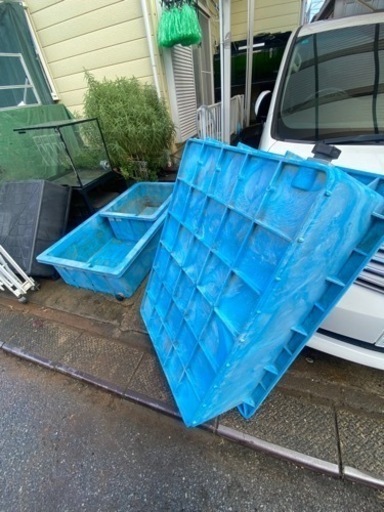 ダイライト300ﾘｯﾄﾙ角容器　錦鯉金魚大型魚日淡メダカ