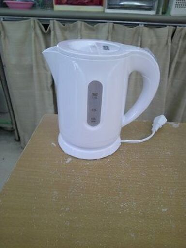 ID:G60226944　ケトル0.8L　白　23　イトウ　※新品　メーカー保証１年