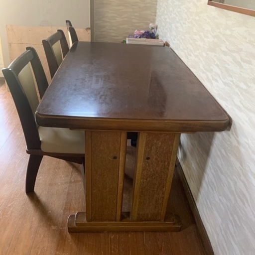 ダイニングセット　テーブル&回転椅子4脚
