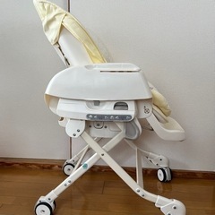 Combi ハイローチェア　