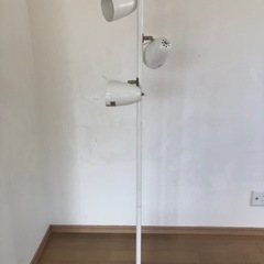 【売ります】スタンドライト 9/6までの受け取りできる方優先の画像