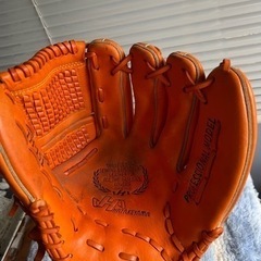 野球　グローブ　ハタケヤマの画像