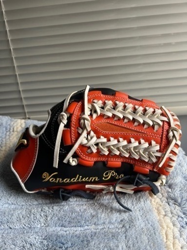 野球　　グローブ　内野手