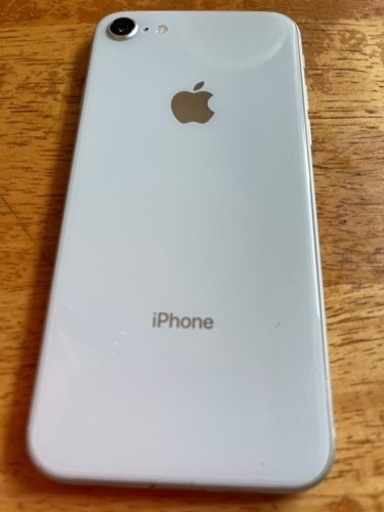 iPhone8 64GB シルバーです。