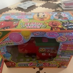 アンパンマン ボールがとびだす! はしるよポンポンSLマンの画像