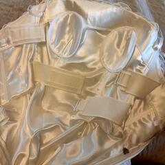 値下げ格安マーメイドウェディングドレスの画像