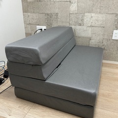ソファになるマットレス無料でお譲りいたします。