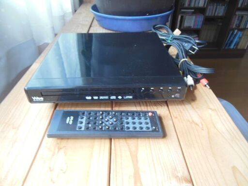 ポータブルDVDプレーヤー