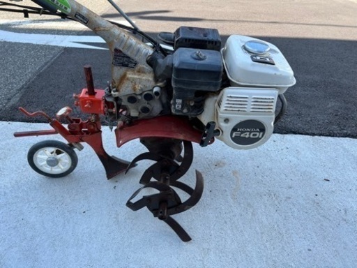 耕運機、　トラクター