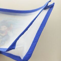 ジッパーポーチ　 ベイブレードバーストの画像