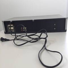○0円あげます！【通電・一部動作確認済】日立 HITACHI V-F2 VHS ビデオデッキ ビデオプレーヤー 映像機器 懐かし家電 (NF220414)Zi-432-476の画像