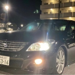 今月まで！トヨタ200系クラウンハイブリッド 走行13万キロ の画像