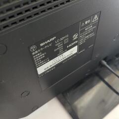 【テレビセット差し上げます】2013年製シャープ製AQUOS（32型）＋テレビ台＋DVDプレイヤー三点セットの画像