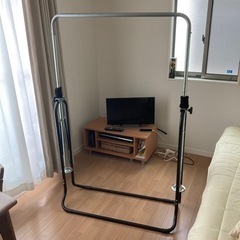 子供用　鉄棒の画像