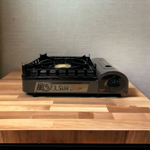 23C117_ジ3 【未使用品】Iwatani イワタニ カセットフー 「風まる」 CB-KZ1 専用ケース付き カセットコンロ キャンプ 【美品】