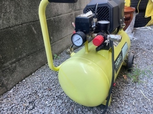 100V コンプレッサー
