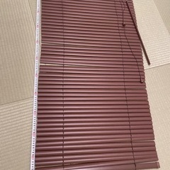 カインズ　木目調ブラインドカーテン 200円の画像