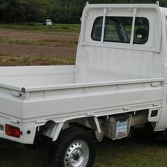 軽トラ/ハイゼット平成２３年式/２WD/５MT/車検２年諸費用込みの画像