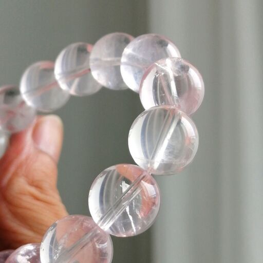 スターローズクォーツ[3dJD]虹、ルチル入り　癒し幸運魔除け前向き　自信　魅了