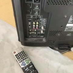 SHARP シャープ　液晶カラーテレビ　LC-20E6 リモコン付きの画像