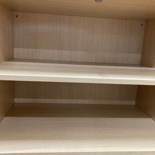 BY REUSE 霧島国分新町店 出張買取•見積完全無料¥0】扉付き収納棚の 