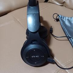 猫耳ヘッドホン。充電式の画像