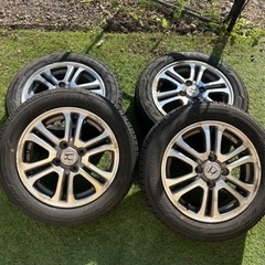 スタッドレスタイヤ　155 65 Ｒ14 
