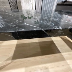 テーブル【大理石風】の画像