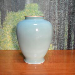 花瓶　美品　深川製磁　色絵彩磁　共箱の画像
