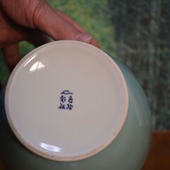 花瓶　美品　深川製磁　色絵彩磁　共箱の画像