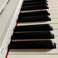 【お譲り決定】YAMAHA｜電子ピアノ｜ヤマハ88鍵・白ボディ｜P-105｜カバーつきの画像