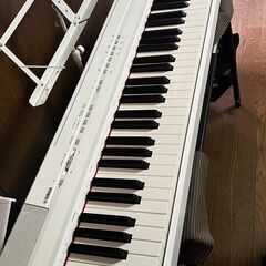 【お譲り決定】YAMAHA｜電子ピアノ｜ヤマハ88鍵・白ボディ｜...
