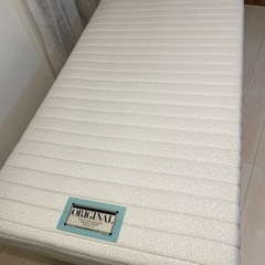 シングルベッドの画像