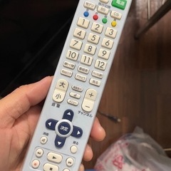 HITACHI 32型　テレビ　TVの画像