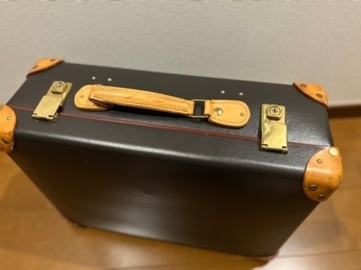 グローブトロッター　GLOBE TROTTER スーツケース