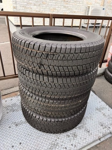 決まりました バリ山 2022年製 BRIDGESTONE ブリヂストン DM-V3 215/70R16 パジェロイオ、デリカ、エクリプスクロス、ジムニーなど！