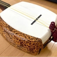 超希少】津軽三味線 高級トチ紅木 綾杉胴 超希少高級ハードケース付き