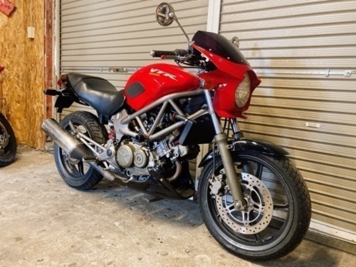 ホンダ　VTR250 配送可能　支払いは現金or振り込みも可能　①