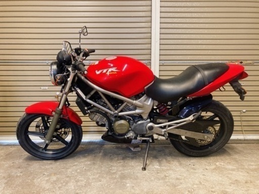 ホンダ　VTR250 配送可能　支払いは現金or振り込みも可能　②