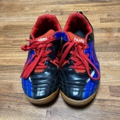 ヒュンメル 室内用フットサルシューズサイズ22.0の画像